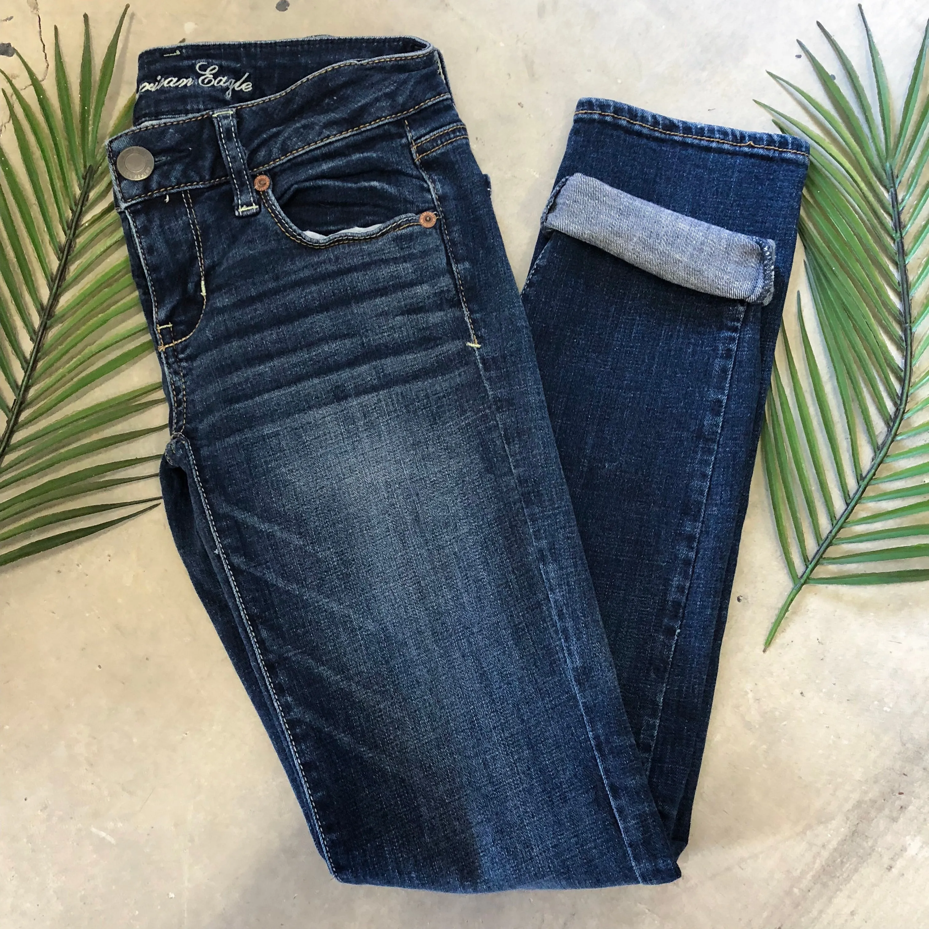 American Eagle Skinny Super Stretch Jeans - Size 0S